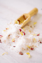 Load image into Gallery viewer, Herbal Bath Tea Rose and Calendula