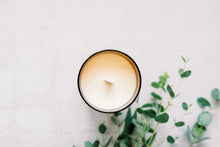 Load image into Gallery viewer, crackling wooden wick candle made in nc
