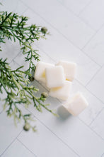 Load image into Gallery viewer, Peppermint + Pine Soy Wax Melts

