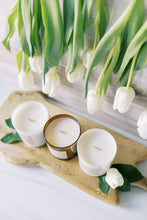Load image into Gallery viewer, handmade in NC soy wax candle with wooden crackling wick spring scent
